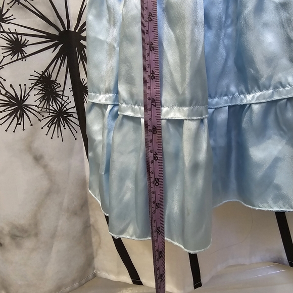 Gorgeous La Vie en Rose Light Blue Nightgown - Size Medium - Picture 2 of 5